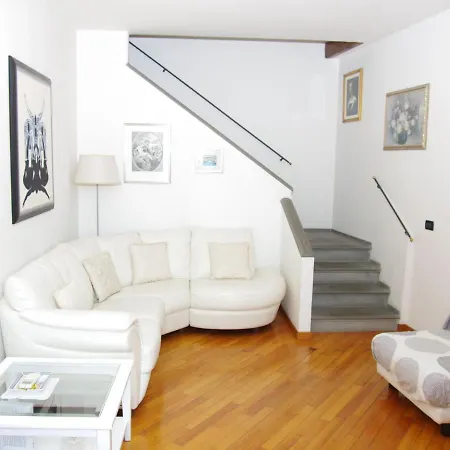 Gli Artisti By Interhome Флоренция